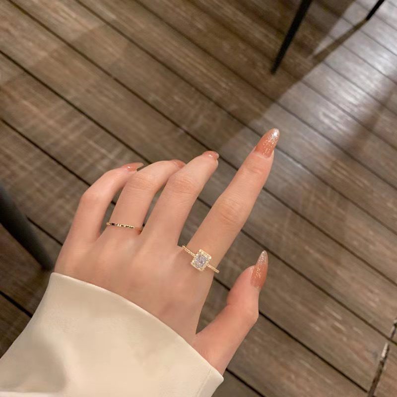 K-Style of Accessible Luxury Zircon